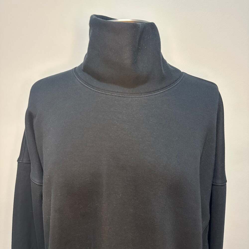 Fabletics Cozy Fleece Oversized Tunic, Sz S (could fit M to L) *See flaw - Picture 3 of 9